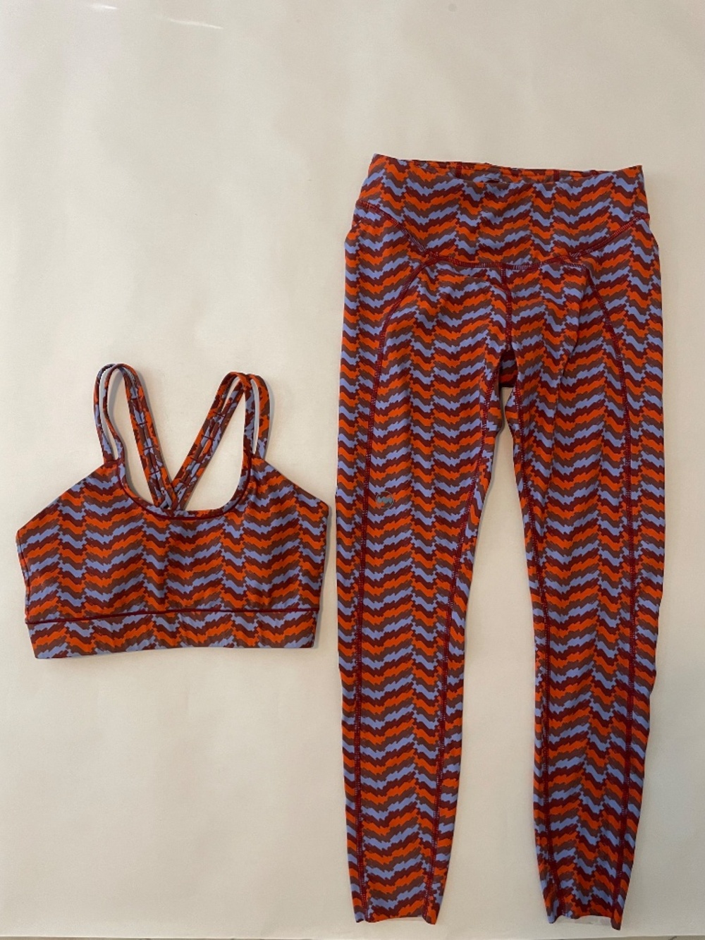Janji Matching Set- Groundwork Leggings + Pace Sports Bra Top Size XS, Geometric